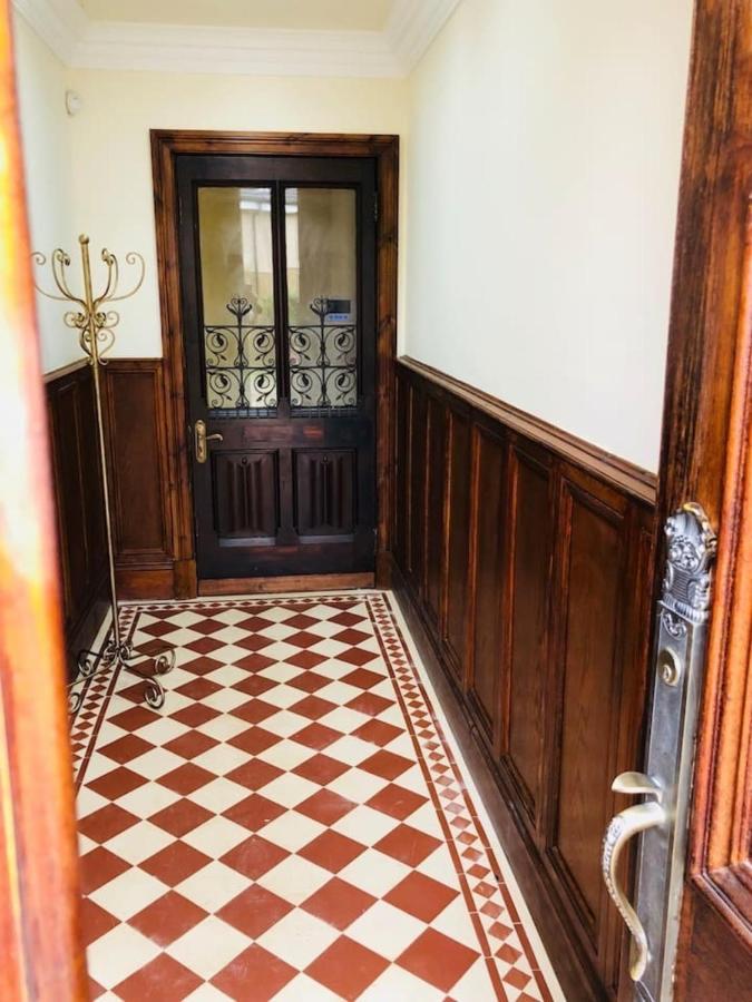 Beautiful 4-Bed Villa In Glasgow Exteriör bild